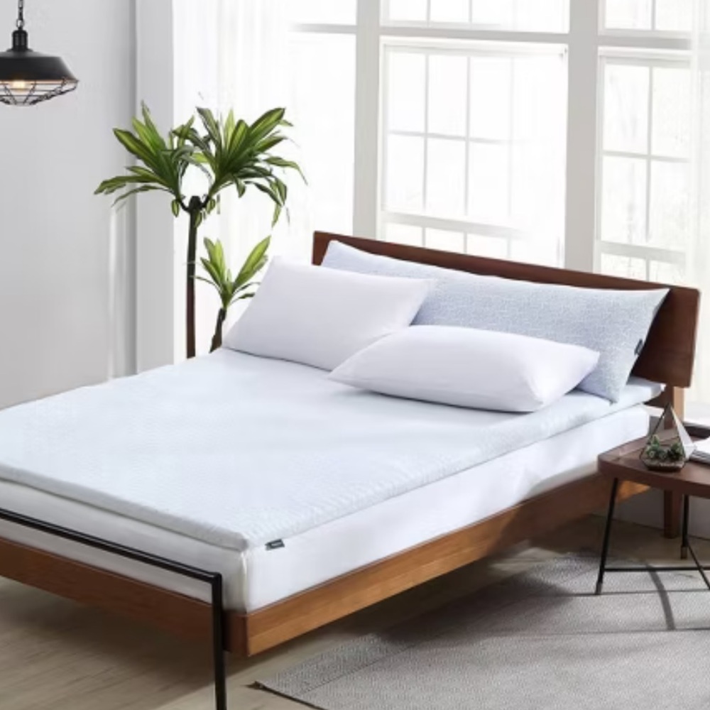 Smithsonian
Sleep Collection
LAVENDER INFUSED
MEMORY FOAM
MATTRESS
TOPPER Twin